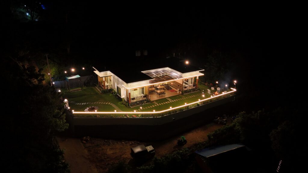 Banbury Bungalow logo – Luxury Homestay in Kanthalloor, Idukki