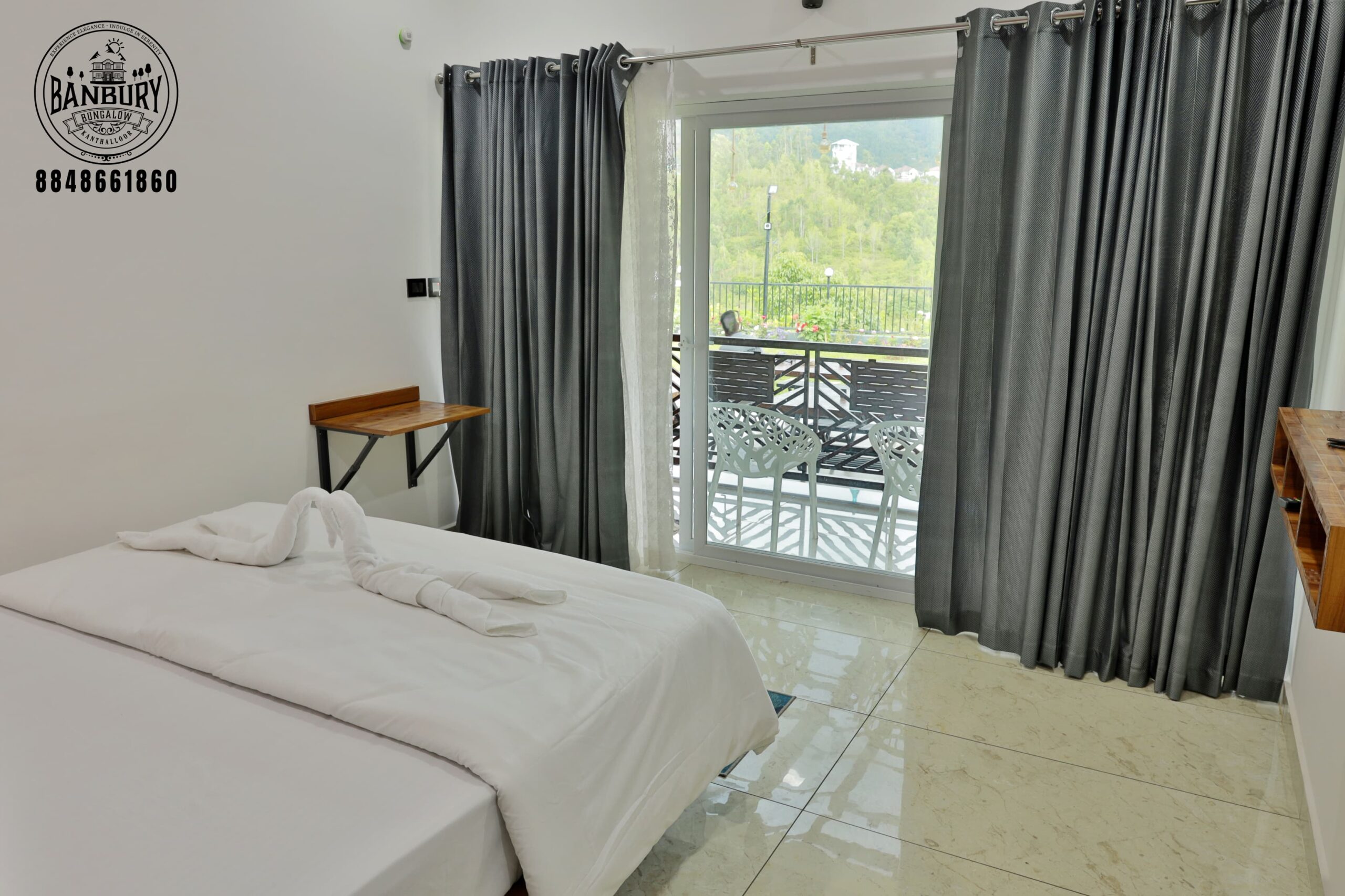 Banbury Bungalow logo – Luxury Homestay in Kanthalloor, Idukki